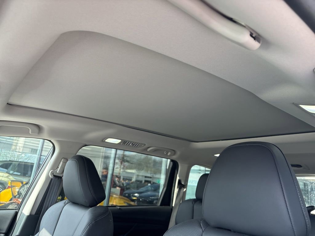 Certified 2023 Subaru Ascent Limited w/ Technology Package image 13