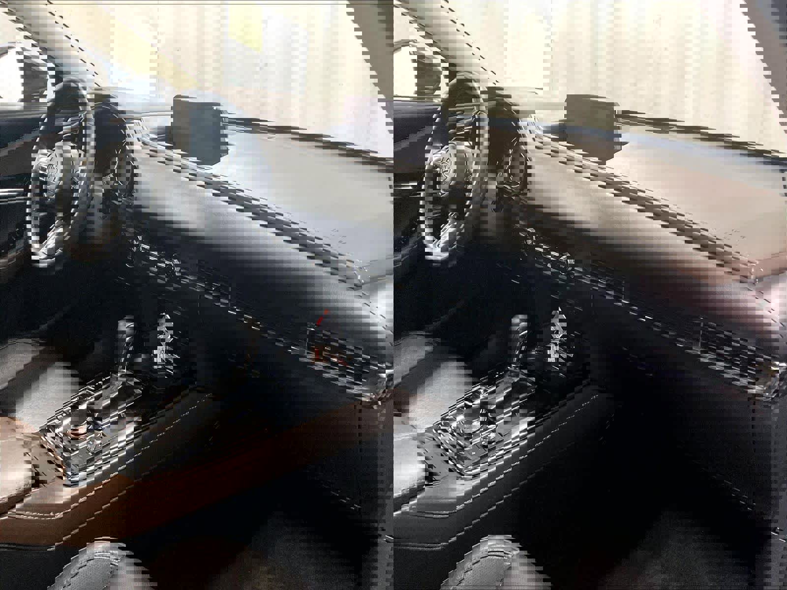 Used 2024 MAZDA CX-30 AWD 2.5 S w/ Premium Package image 14