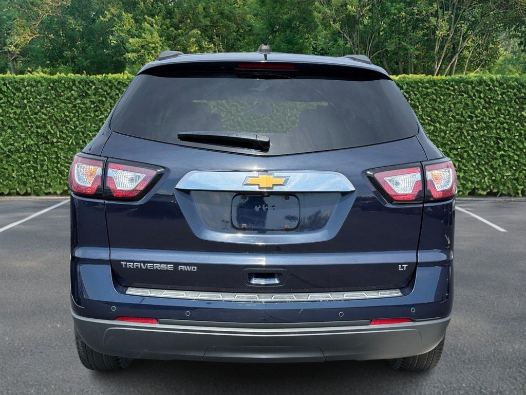 Used 2017 Chevrolet Traverse LT AWD/4WD image 6