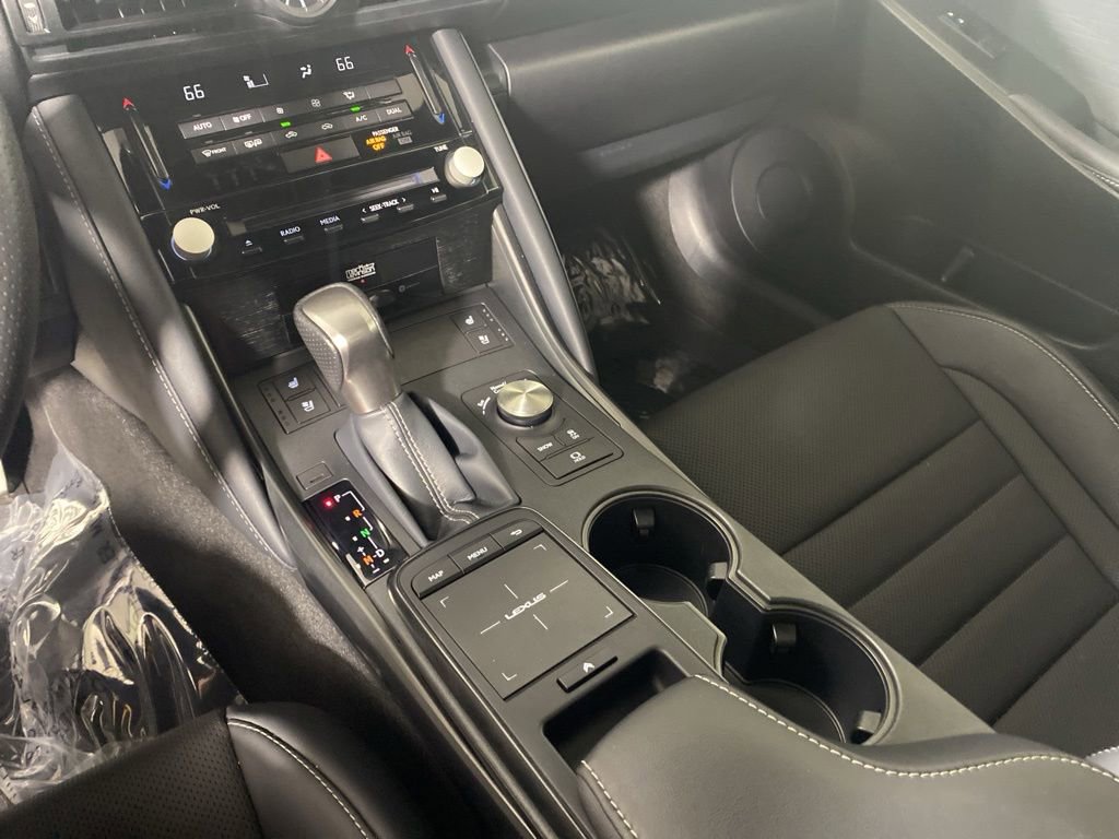 Certified 2025 Lexus IS 350 F Sport AWD/4WD image 22