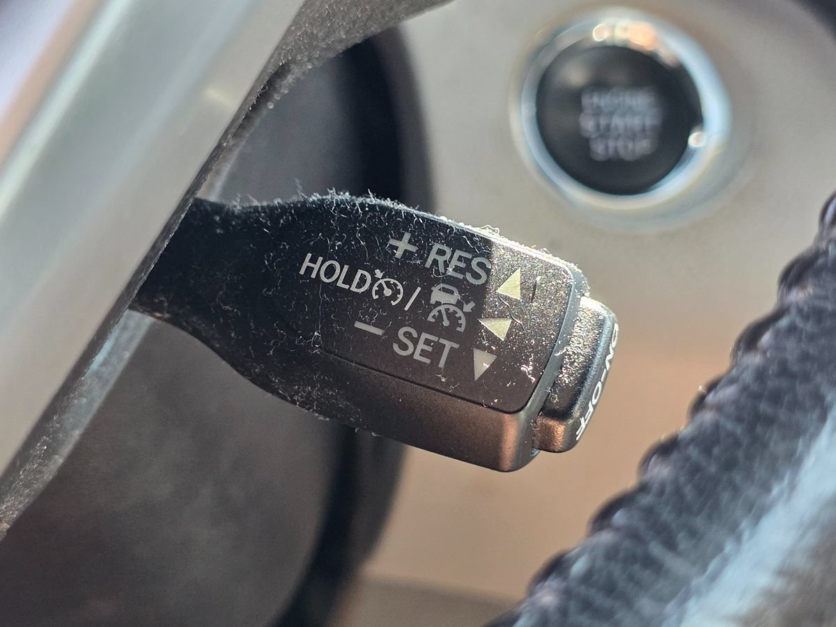 Used 2019 Toyota Sienna XLE w/ XLE Navigation Package FWD image 53