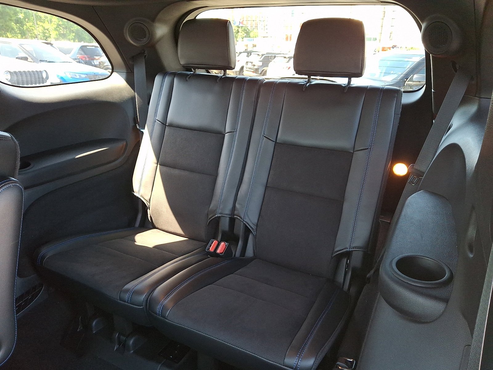 Used 2022 Dodge Durango R/T w/ Tow 'N Go Package AWD/4WD image 10