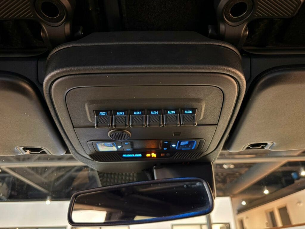 Used 2024 Ford Bronco Big Bend image 16