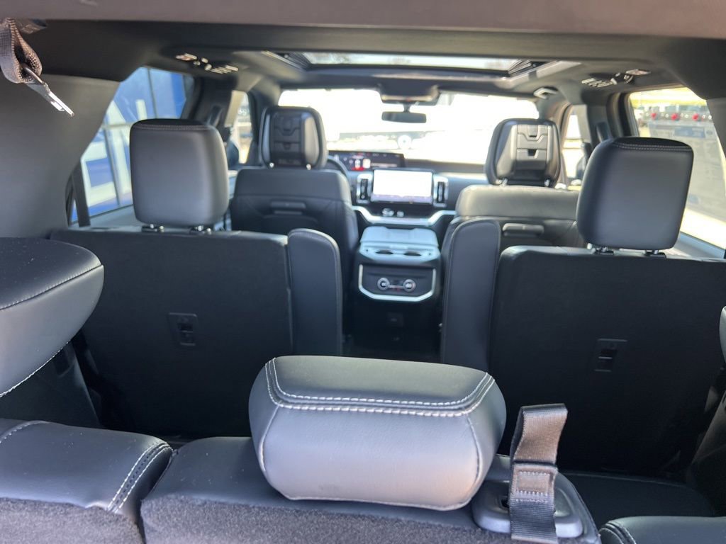 New 2026 Ford Expedition Platinum w/ Stealth Appearance Package image 12