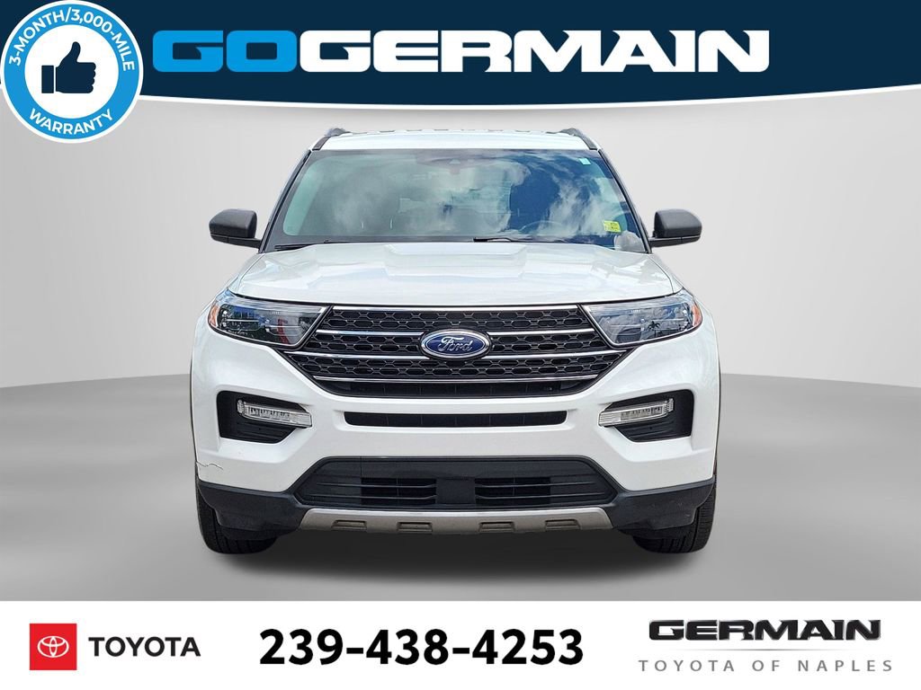 Used 2022 Ford Explorer XLT w/ Equipment Group 202A image 3