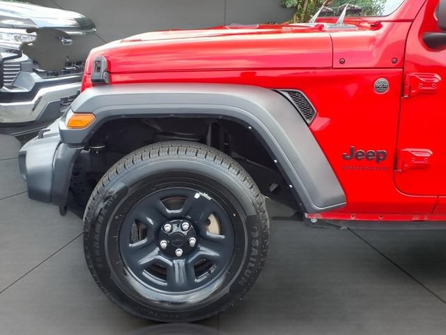 Used 2024 Jeep Wrangler Unlimited Sport AWD/4WD image 27