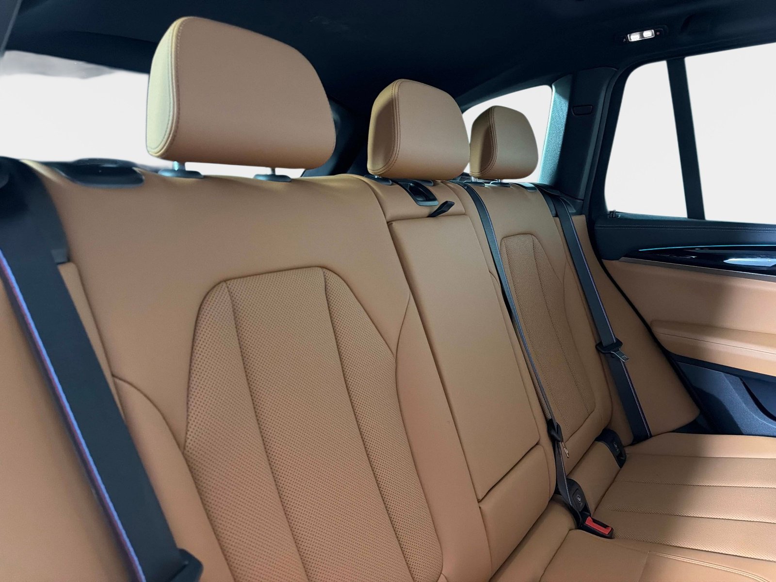 Used 2024 BMW X3 M40i w/ Premium Essential Package AWD/4WD image 30