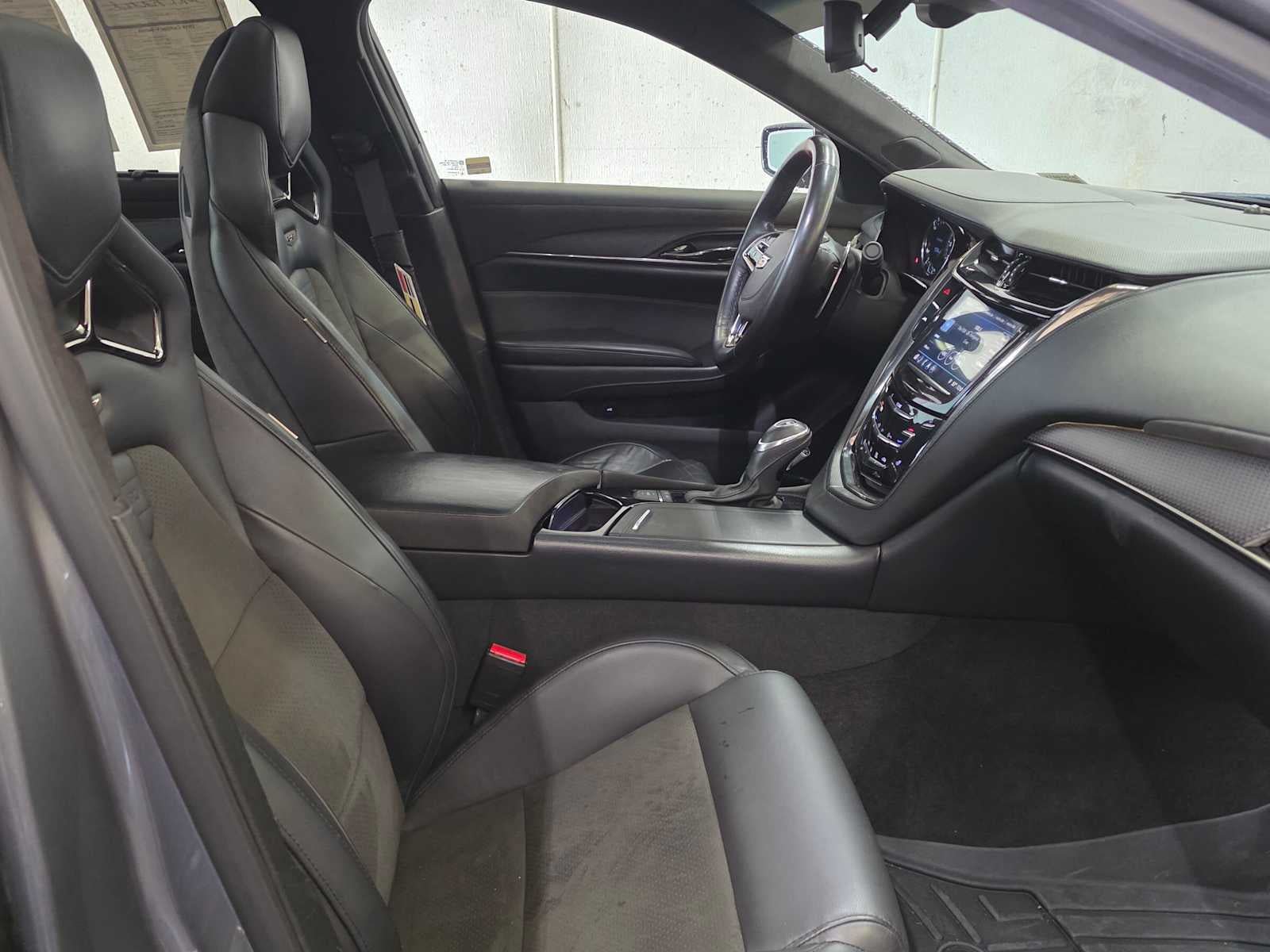 Used 2019 Cadillac CTS V w/ Carbon Fiber Package RWD image 11