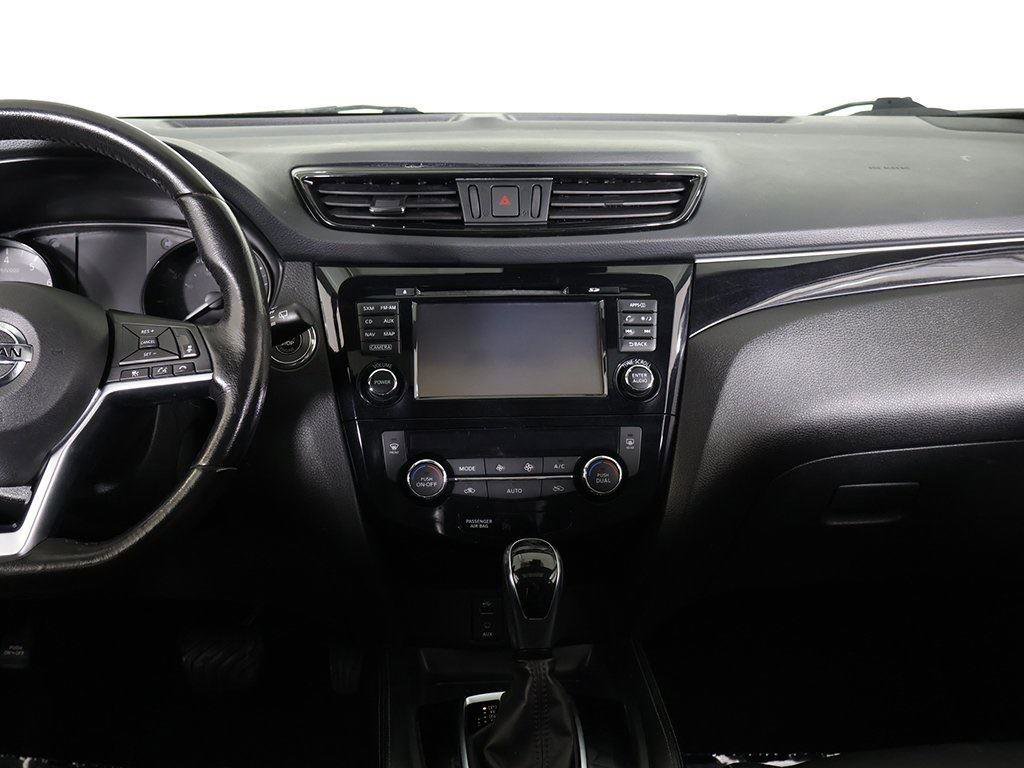 Used 2018 Nissan Rogue Sport SL w/ SL Premium Package image 44