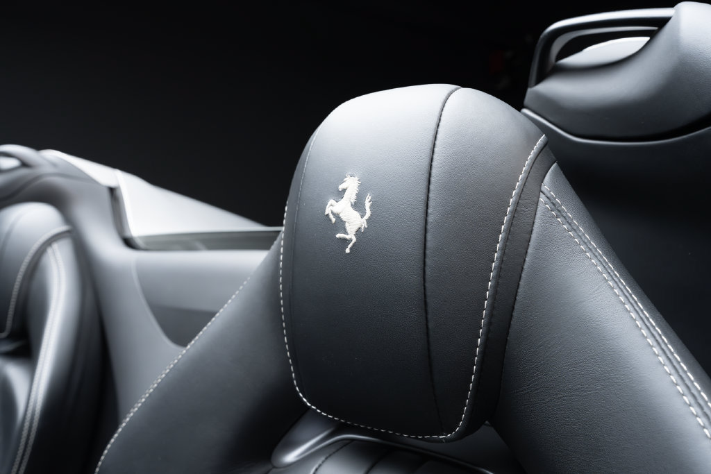 Used 2021 Ferrari 812 GTS RWD image 39