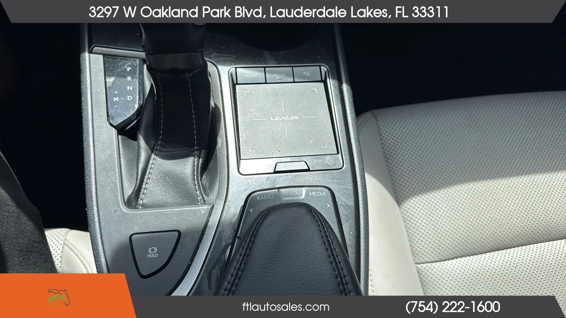 Used 2019 Lexus UX 200 w/ Premium Package FWD image 57