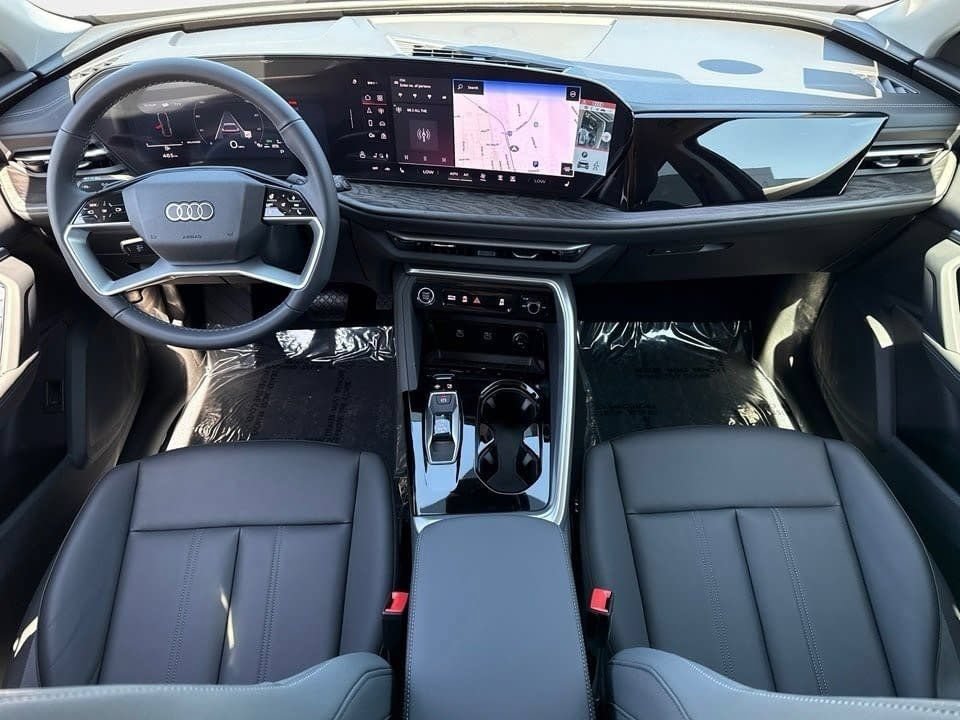 Certified 2025 Audi Q5 Premium w/ Convenience Package AWD/4WD image 13