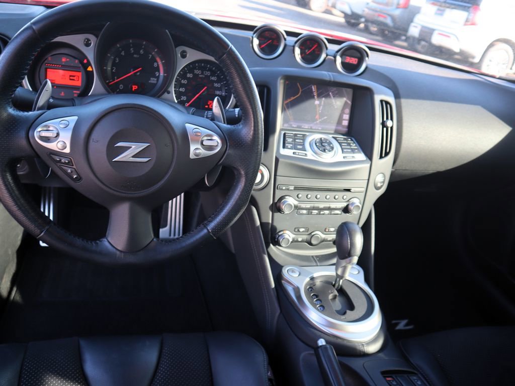 Used 2014 Nissan 370Z Touring w/ Sport Package image 11