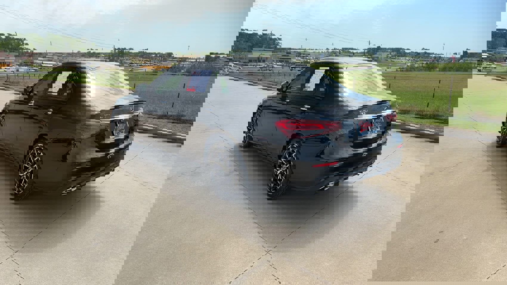 Used 2021 Mercedes-Benz E 350 4MATIC Sedan image 6