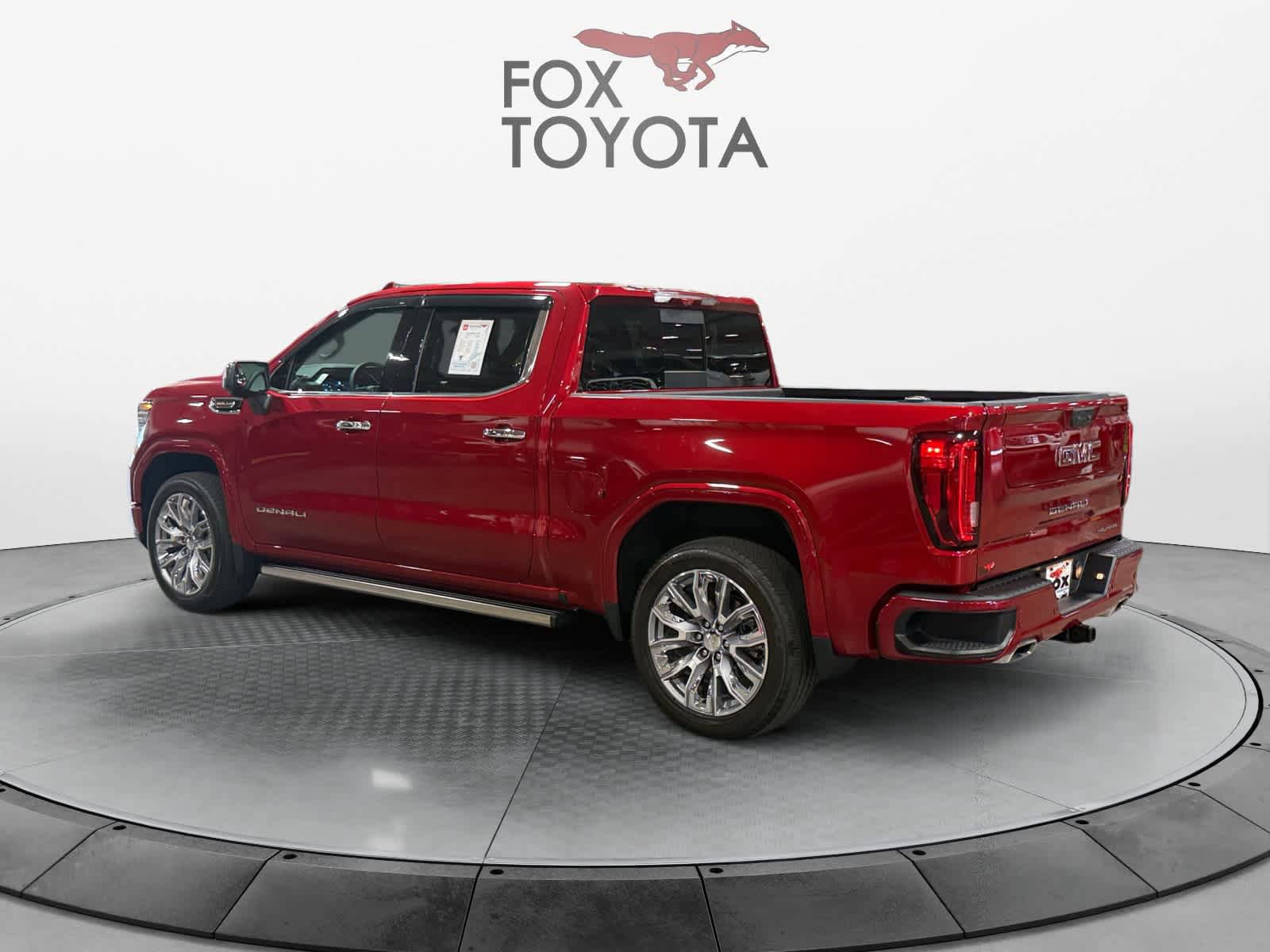 Used 2023 GMC Sierra 1500 Denali w/ Denali Reserve Package AWD/4WD image 4