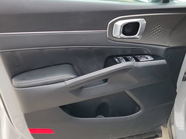 Certified 2023 Kia Sorento SX AWD/4WD image 10