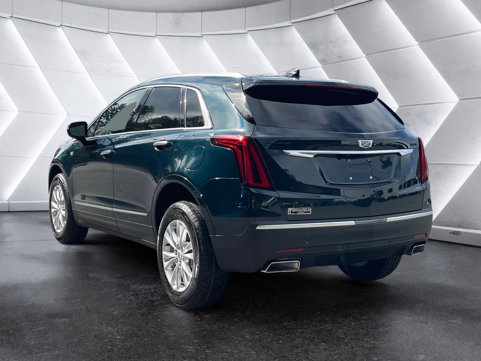 New 2025 Cadillac XT5 Luxury image 4