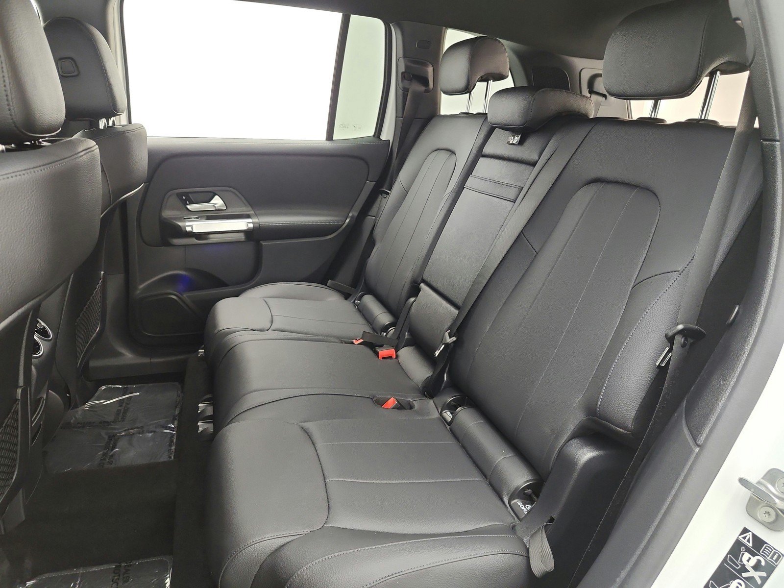 Used 2025 Mercedes-Benz GLB 250 image 15