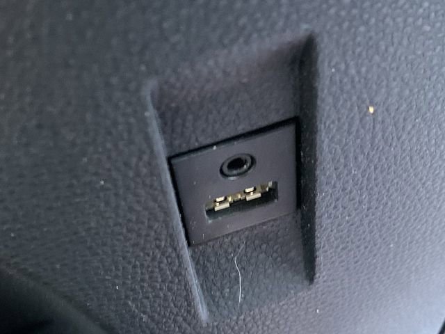 Used 2020 Toyota Corolla SE FWD image 27