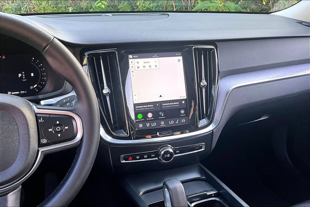 Used 2025 Volvo S60 B5 Core FWD image 8