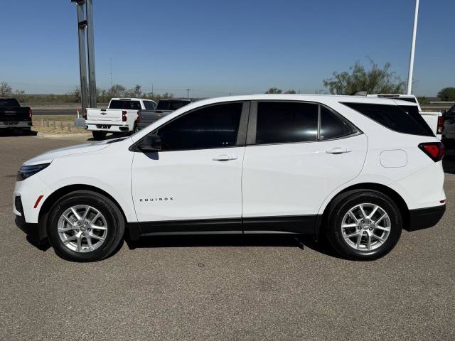 Used 2023 Chevrolet Equinox LS image 4