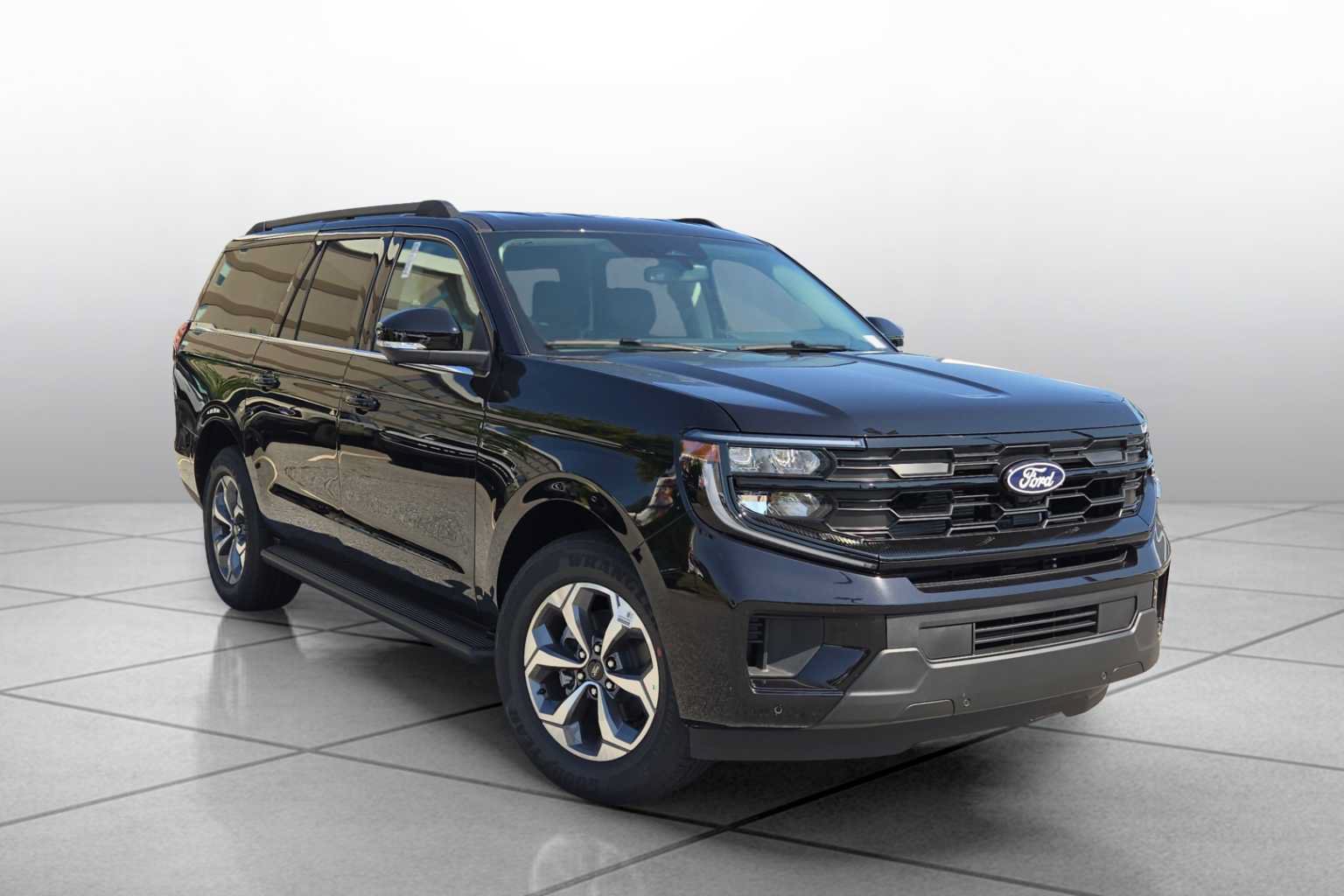 New 2027 Ford Expedition Max Active RWD image 2