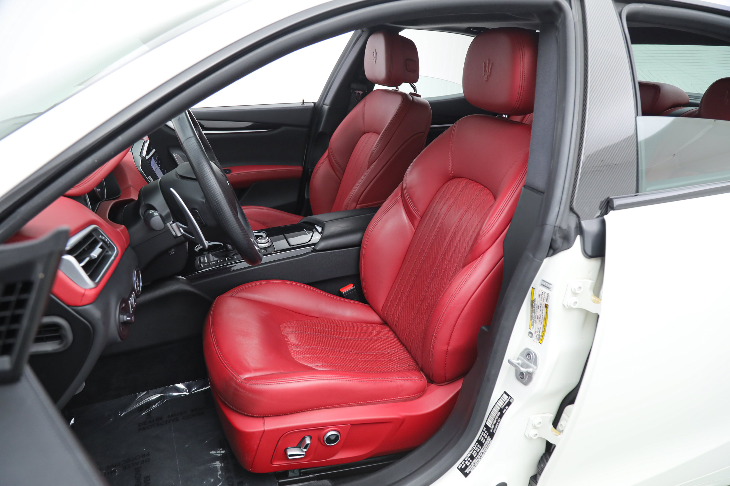 Certified 2023 Maserati Ghibli Modena RWD image 15