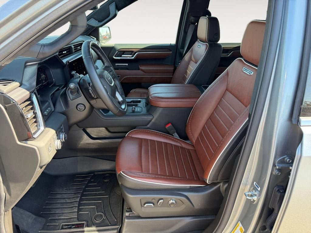 Used 2025 GMC Sierra 1500 Denali Ultimate AWD/4WD image 6