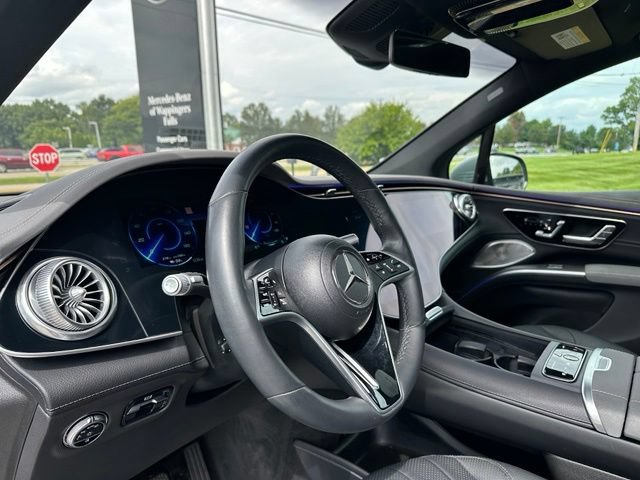 Certified 2023 Mercedes-Benz EQS 580 4MATIC SUV image 16
