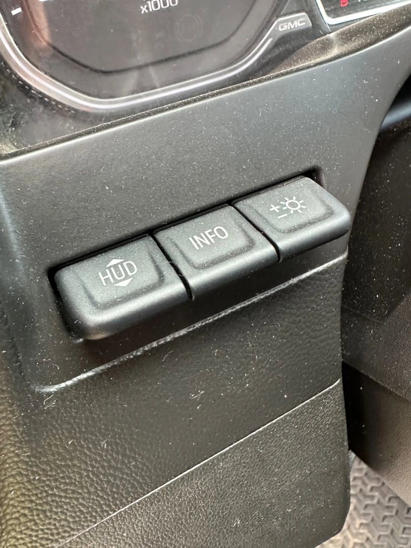 Used 2021 GMC Sierra 2500 Denali w/ Denali Black Diamond Edition image 16