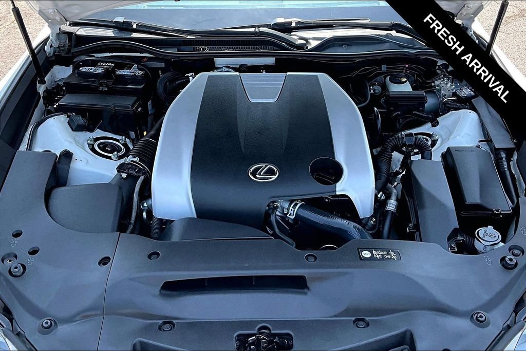 Used 2015 Lexus RC 350 w/ Luxury Package RWD image 28
