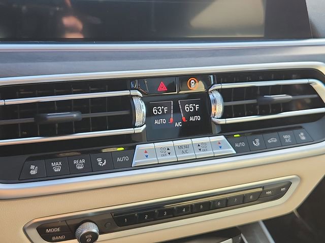 Used 2022 BMW X5 xDrive45e w/ Luxury Seating Package image 16