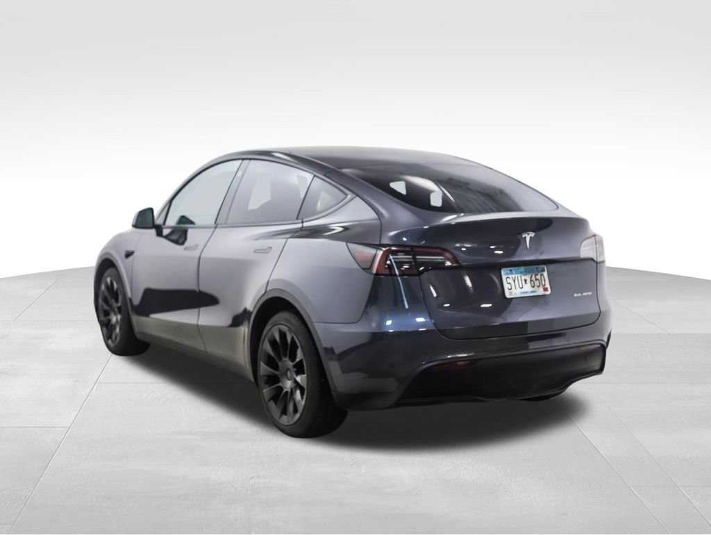 Used 2021 Tesla Model Y Long Range image 3