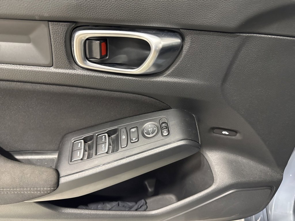 Used 2022 Honda Civic Sport image 13