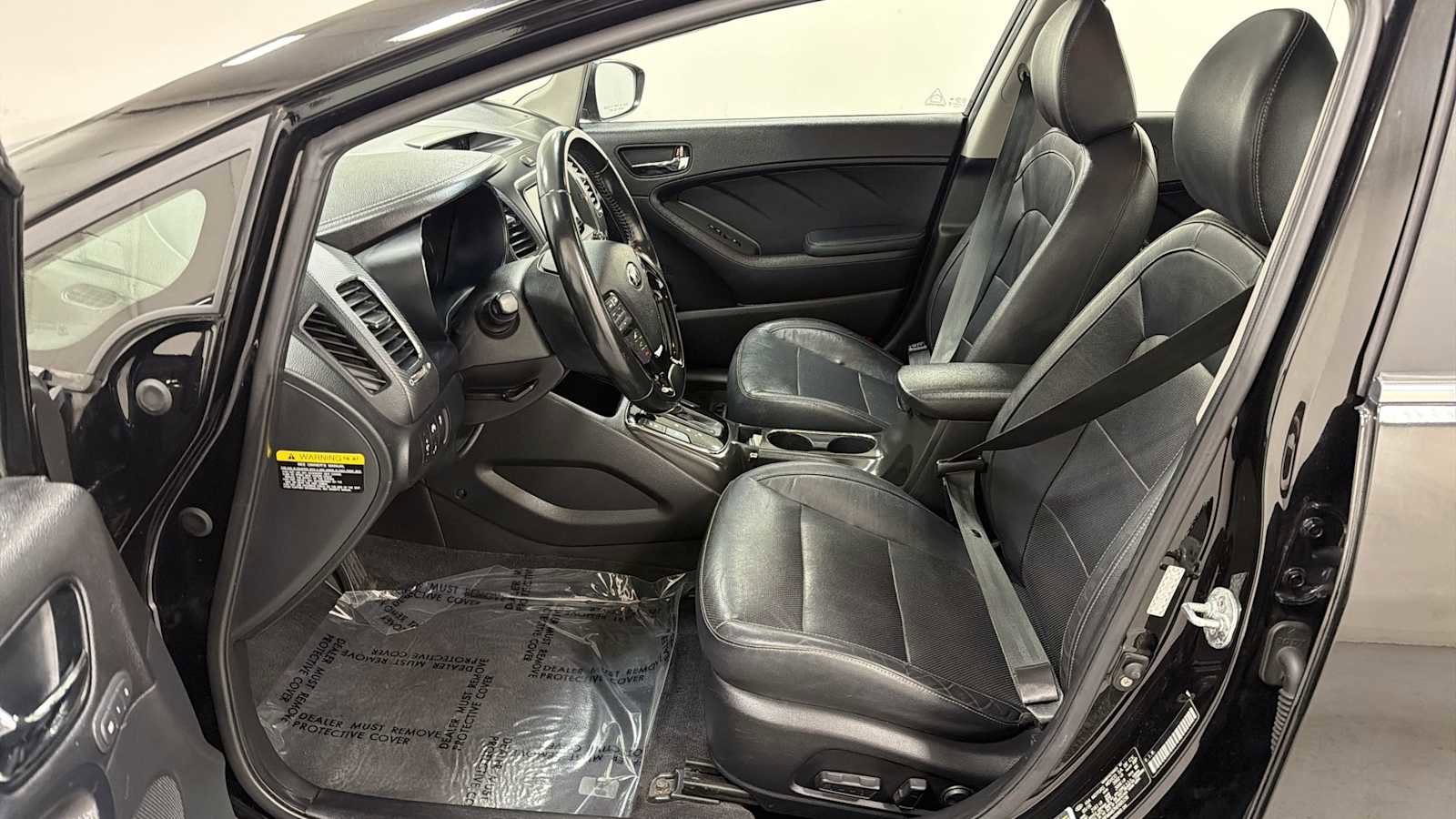 Used 2017 Kia Forte EX w/ EX Premium Plus Package image 13