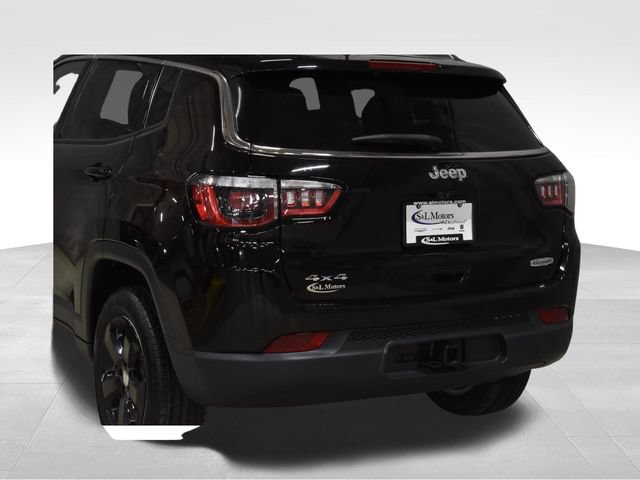 Used 2019 Jeep Compass Latitude w/ Cold Weather Group AWD/4WD image 8