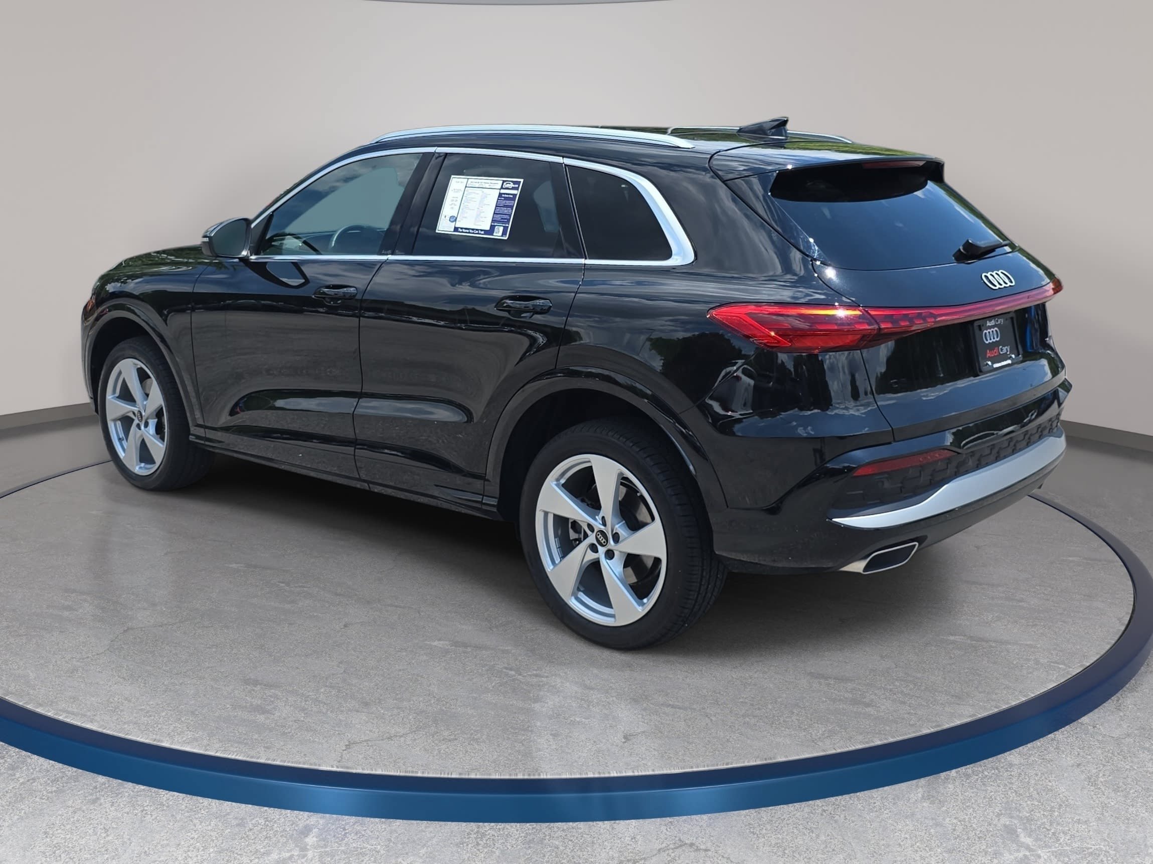 Used 2025 Audi Q5 Premium w/ Premium Plus AWD/4WD image 7