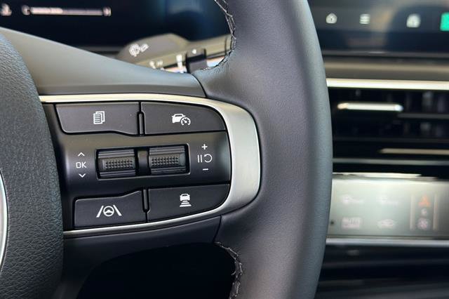 New 2026 Kia K5 GT-Line FWD image 28