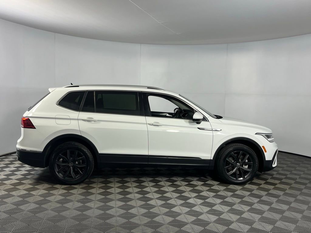 Used 2024 Volkswagen Tiguan Wolfsburg Edition image 4