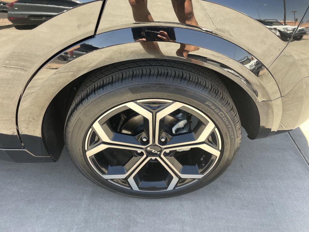 Used 2023 Kia Niro EX Touring image 55