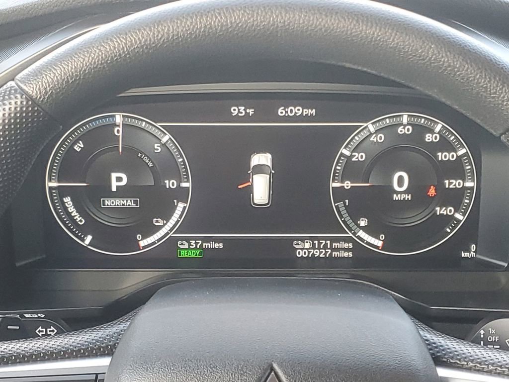 Used 2025 Mitsubishi Outlander ES AWD/4WD image 16