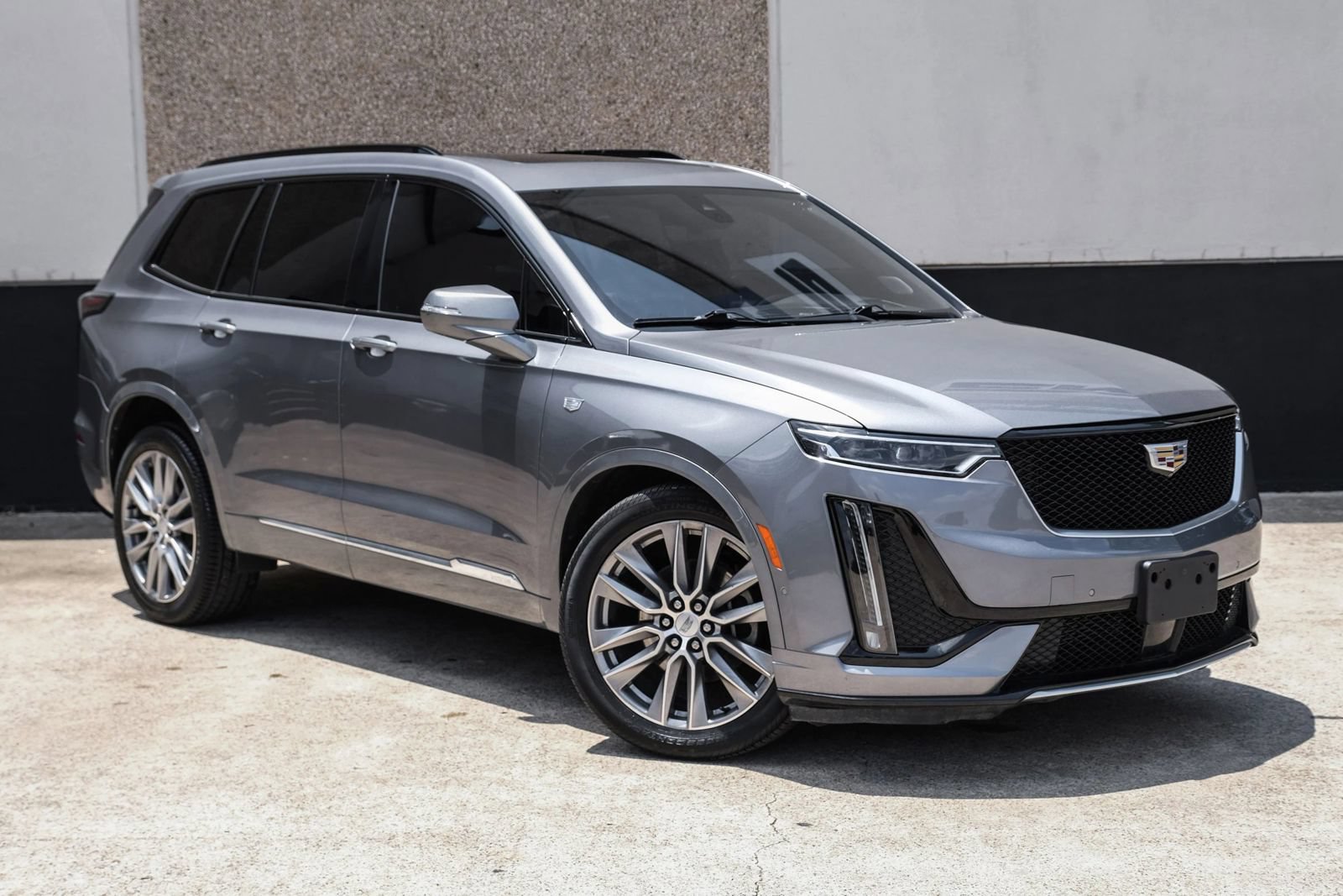 Used 2020 Cadillac XT6 Sport AWD/4WD image 6
