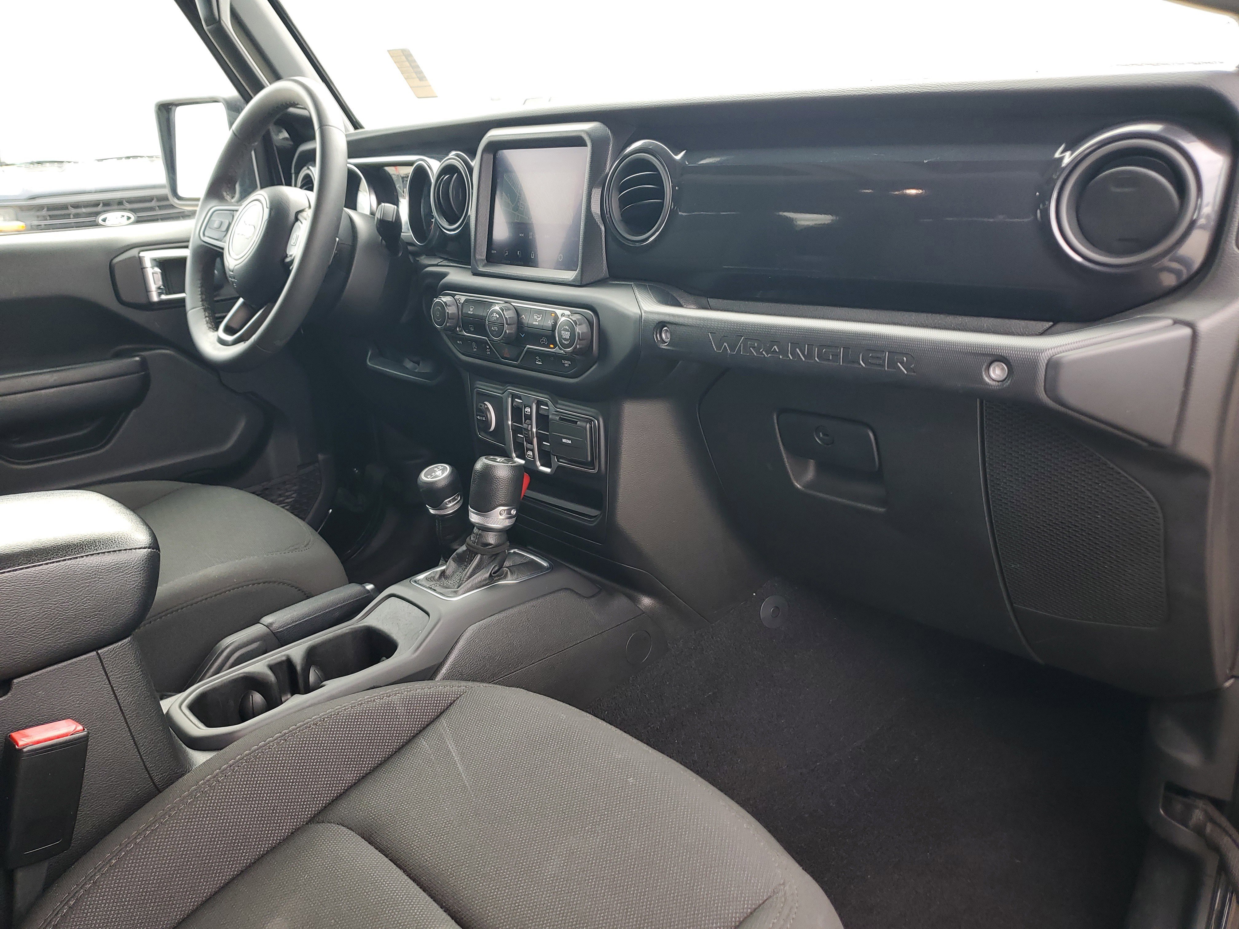 Used 2023 Jeep Wrangler Unlimited Sport image 18