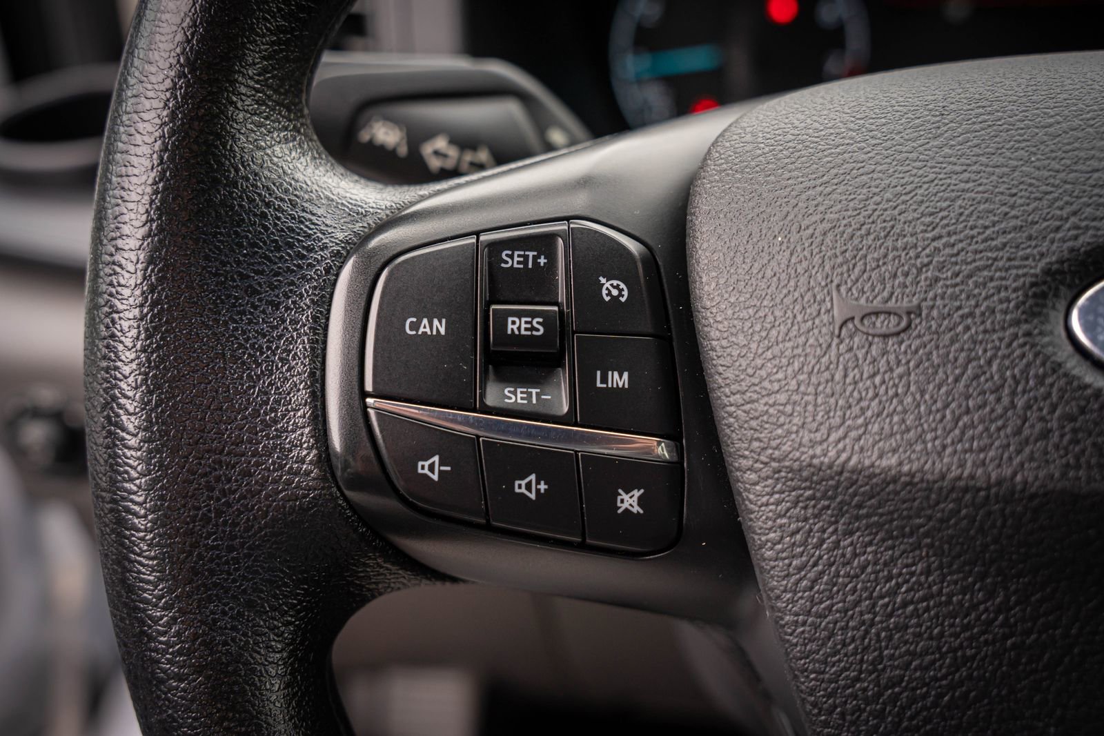 Used 2022 Ford Transit 350 XLT image 16