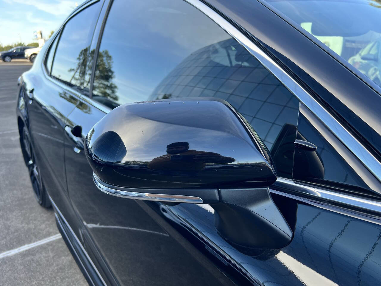 Used 2024 Toyota Camry XSE w/ Navigation Package image 13