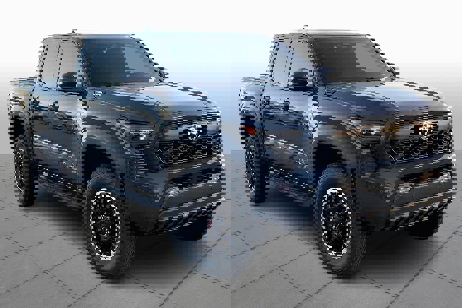 Used 2024 Toyota Tacoma TRD Off-Road w/ TRD Off Road Premium Package image 3