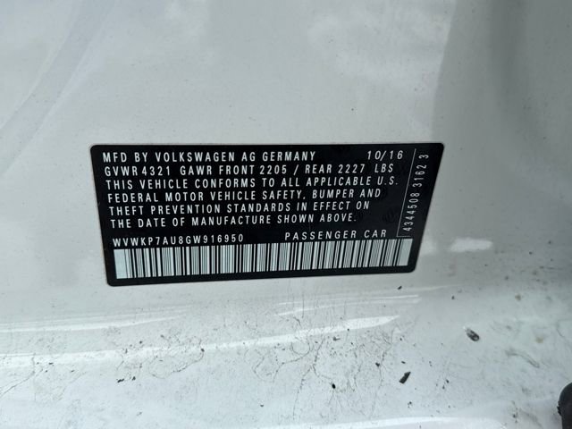 Used 2016 Volkswagen e-Golf SE w/ DC Fast Charging Package image 22