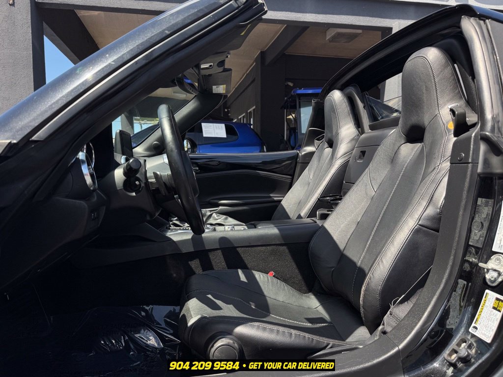 Used 2021 MAZDA MX-5 Miata RF Grand Touring RWD image 24