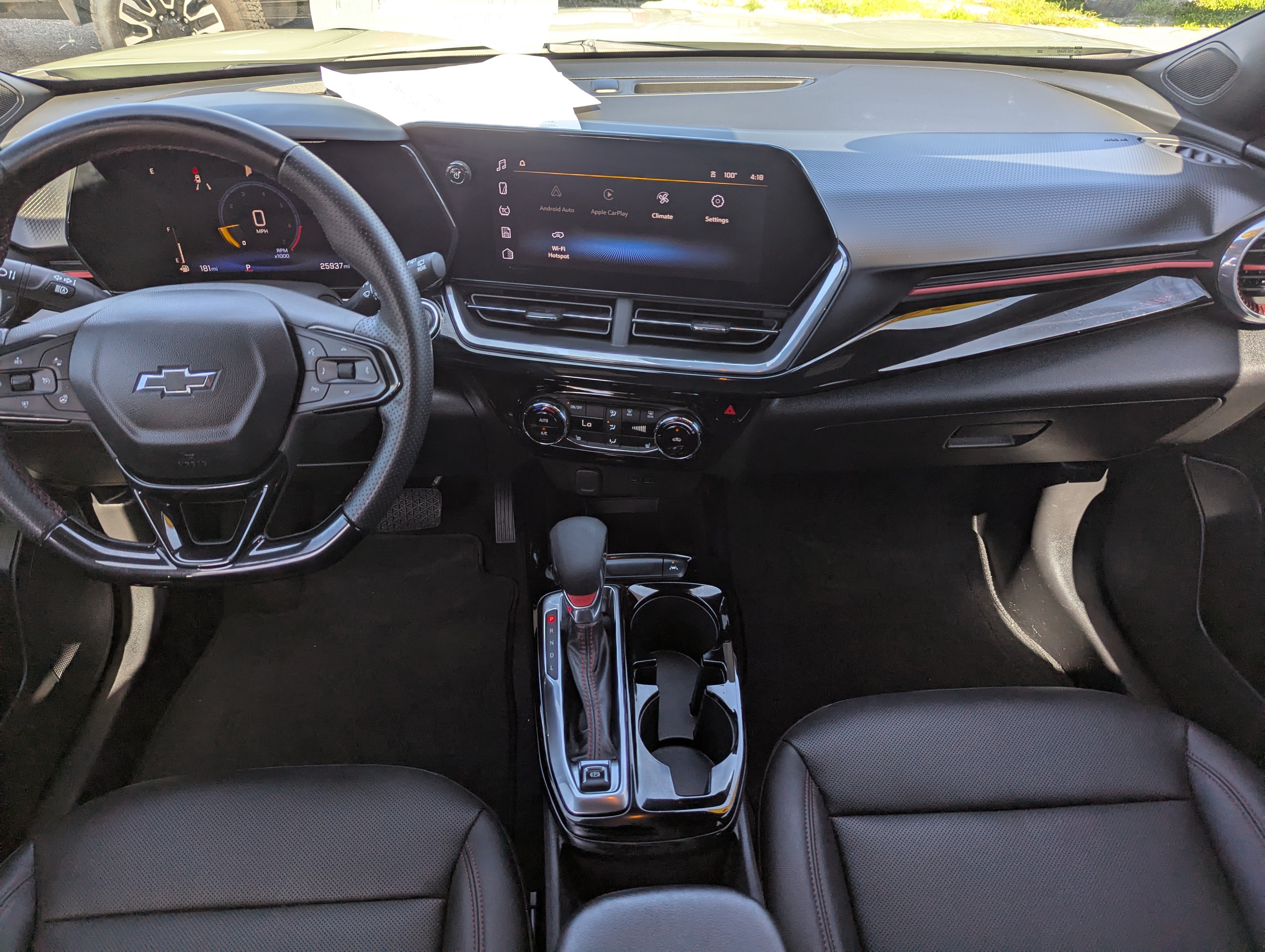 Certified 2024 Chevrolet Trax RS w/ Sunroof Package FWD image 15
