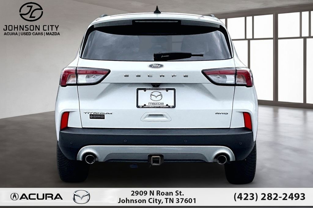 Used 2020 Ford Escape Titanium w/ Titanium Premium Package 2.0 image 4